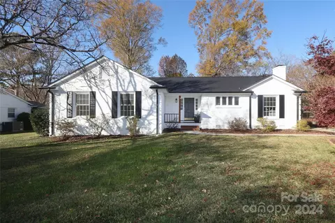 1509 Redcoat Dr, Charlotte, NC 28211