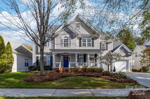 19818 Wooden Tee Dr, Davidson, NC 28036