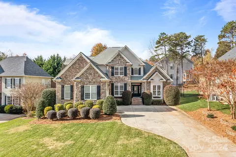 2413 Smith Harbour Dr, Denver, NC 28037