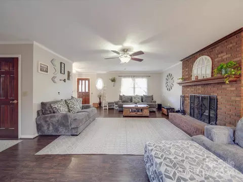130 Devine St, Stanley, NC 28164 photo 5