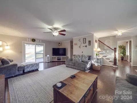 130 Devine St, Stanley, NC 28164 photo 7