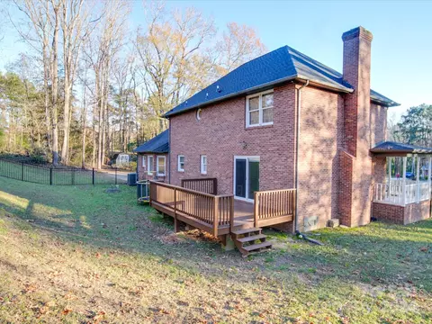 130 Devine St, Stanley, NC 28164 photo 39