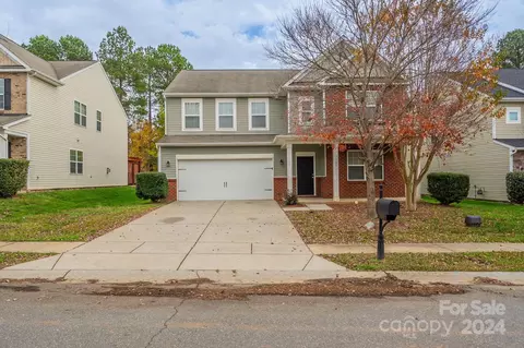 7120 Kinley Commons Ln, Charlotte, NC 28278