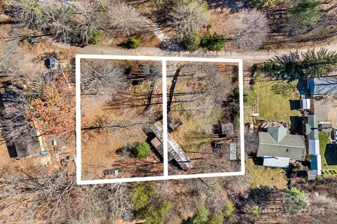 Ridgedale Road, Candler, NC 28715