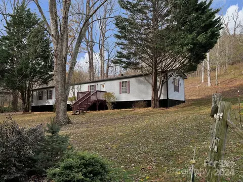186 Walking Horse Way, Taylorsville, NC 28681