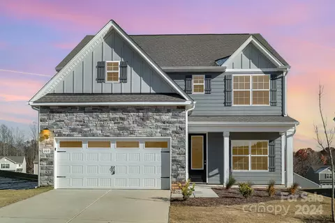 203 Susannah St, Troutman, NC 28166
