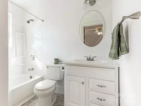 Bath - 4141 David Dr, Matthews, NC 28105 photo 2 of 2