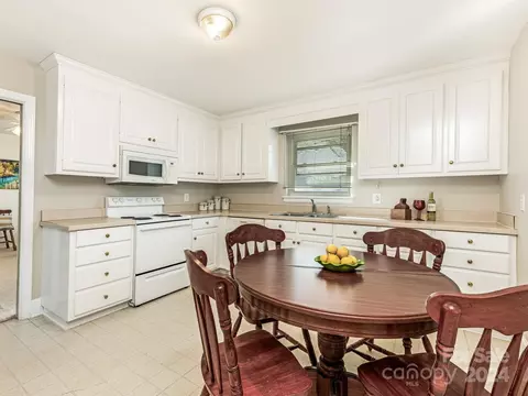 Kitchen - 4141 David Dr, Matthews, NC 28105 photo 2 of 2