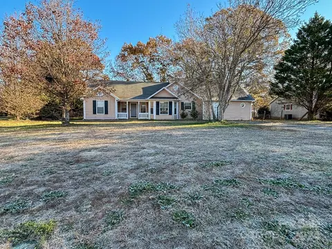 907 Edgehill Dr, Monroe, NC 28110 photo 2