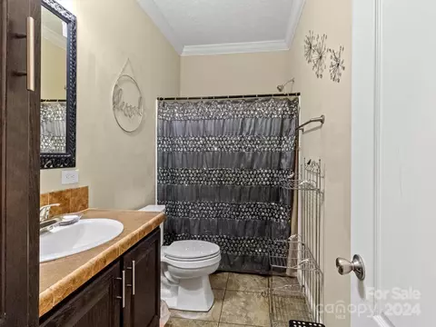 Bath - 4334 Cannery Rd, Lancaster, SC 29720 photo 2 of 2