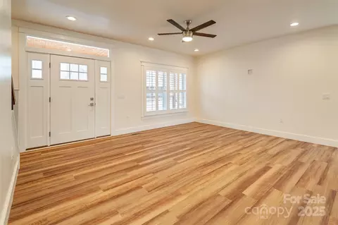 127 Cascade Ridge Rd, Fairview, NC 28730 photo 4