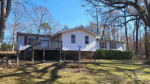 9440 Taxahaw Rd, Jefferson, SC 29718