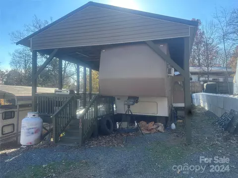 168 Deer Park D44 Rd #D44, Mount Gilead, NC 27306