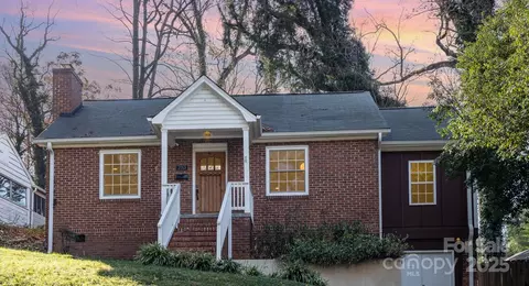 2013 Wood Dale Ter, Charlotte, NC 28203