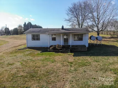1709 W Highway 27 Hwy, Lincolnton, NC 28092