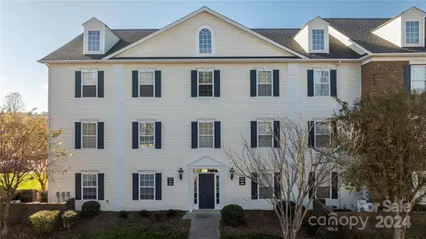 3867 Carl Parmer Dr, Harrisburg, NC 28075