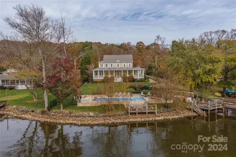 2063 Warf Rd, Lexington, NC 27292