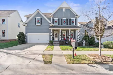 518 Lakeview Dr, Mcadenville, NC 28101
