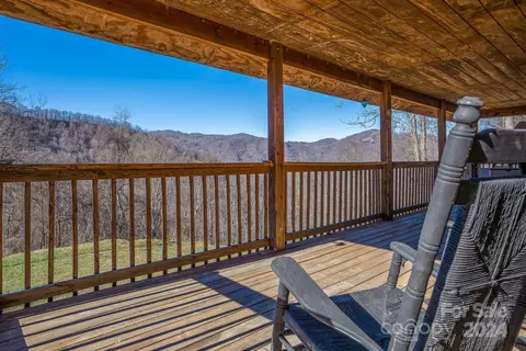 Exterior - 1497 Secluded Valley Rd, Marshall, NC 28753 photo 4 of 9