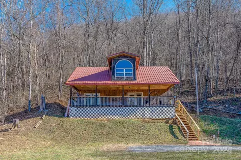 Exterior - 1497 Secluded Valley Rd, Marshall, NC 28753 photo 2 of 9