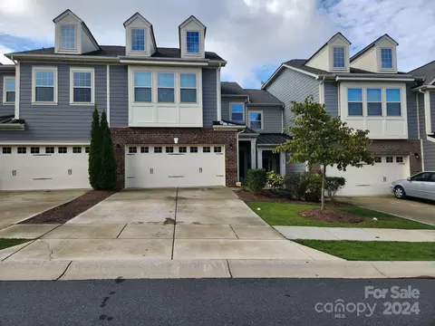 627 Amber Meadows Way, Tega Cay, SC 29708
