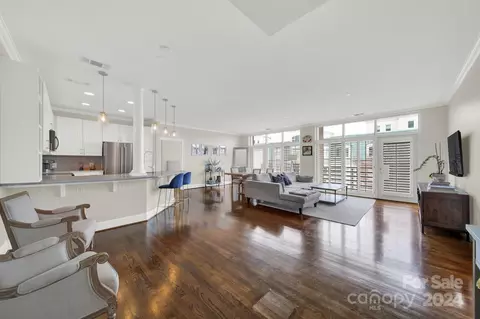 400 N Church 508 St #508, Charlotte, NC 28202