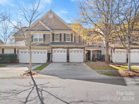 1036 Silver Gull Dr, Fort Mill, SC 29708