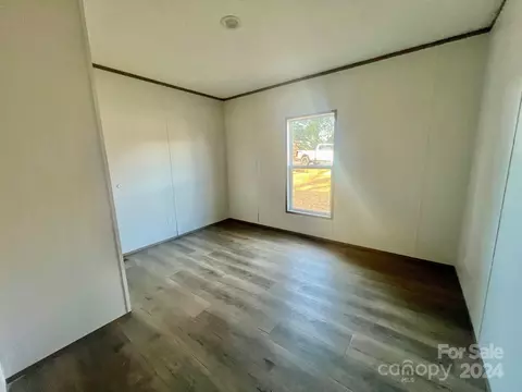 Bedroom - 46 Kidd And Brown Rd, Hiddenite, NC 28636 photo 2 of 2