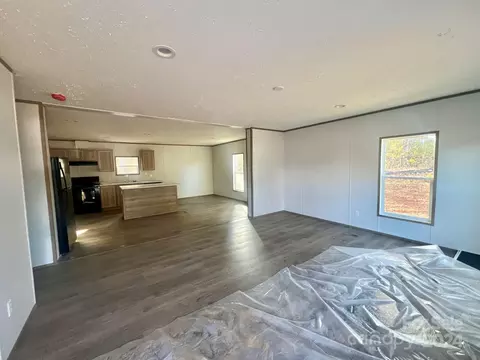 Living - 46 Kidd And Brown Rd, Hiddenite, NC 28636 photo 1 of 2