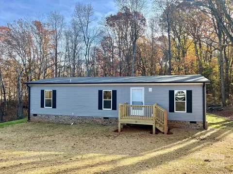 Exterior - 46 Kidd And Brown Rd, Hiddenite, NC 28636 photo 1 of 2