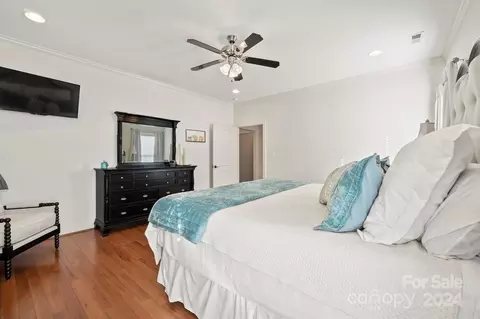 Bedroom - 209 9th Ne St NE, Conover, NC 28613 photo 3 of 8