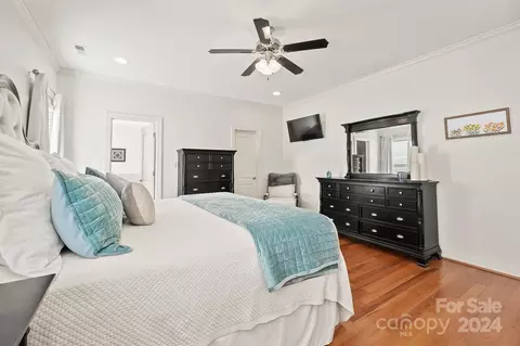 Bedroom - 209 9th Ne St NE, Conover, NC 28613 photo 2 of 8