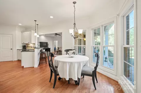 Dining - 209 9th Ne St NE, Conover, NC 28613 photo 3 of 3