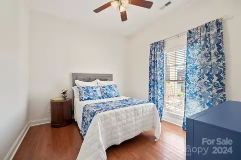 Bedroom - 209 9th Ne St NE, Conover, NC 28613 photo 4 of 8