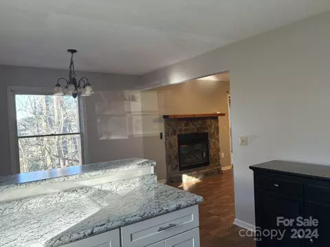655 Overlook Dr # A, Spruce Pine, NC 28777 photo 8