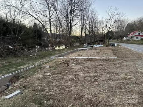 600 Hyder Mountain Rd, Clyde, NC 28721 photo 9