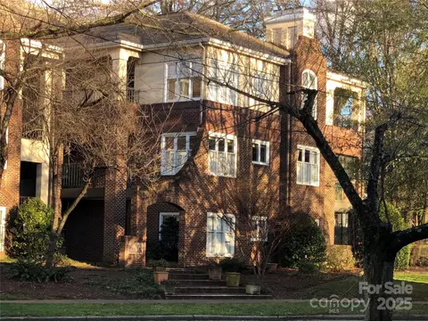 325 Queens 15 Rd #15, Charlotte, NC 28204