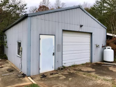 221 Luckadoo Rd, Bostic, NC 28018 photo 12