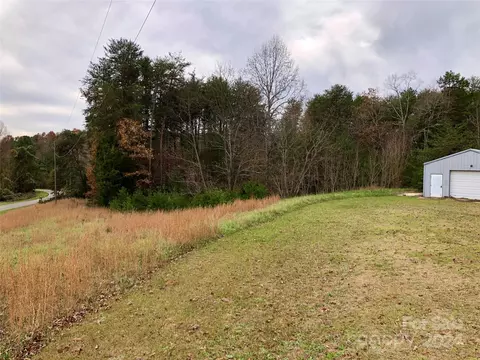 221 Luckadoo Rd, Bostic, NC 28018 photo 9