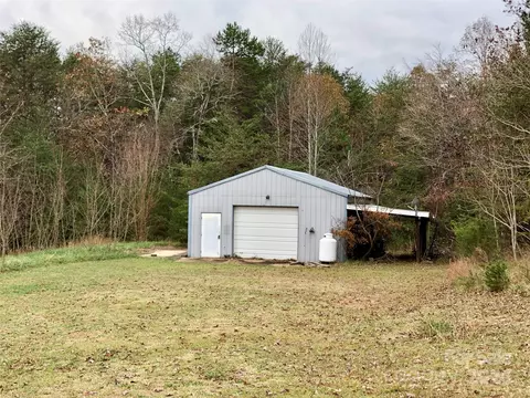 221 Luckadoo Rd, Bostic, NC 28018 photo 10