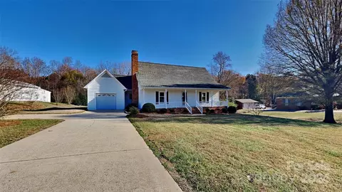 507 Redah Ave, Locust, NC 28097
