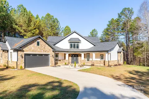 5164 Green Rd, Stanley, NC 28164