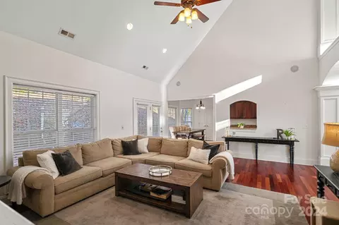10113 Allison Taylor Ct, Cornelius, NC 28031