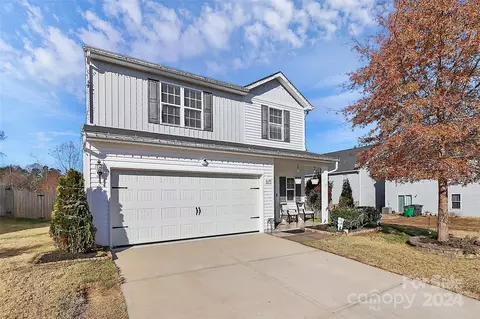 6110 Paw Village Rd, Charlotte, NC 28214