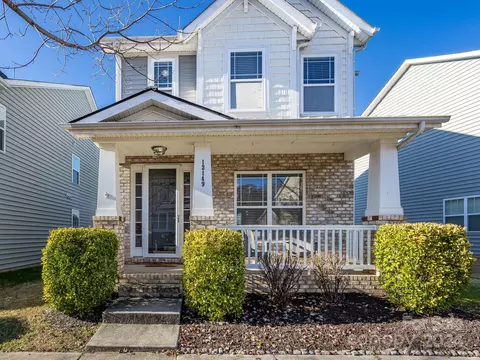 13149 Heath Grove Dr, Huntersville, NC 28078