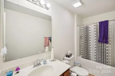 Bath - 1065 Ramsgate Sw Dr SW, Concord, NC 28025 photo 1 of 1