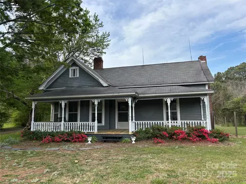 4220 Woodleaf Rd, Salisbury, NC 28147