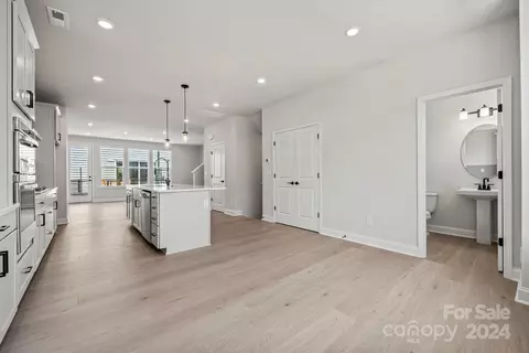 Entry Way - 711 Hoke Ln, Davidson, NC 28036 photo 4 of 4