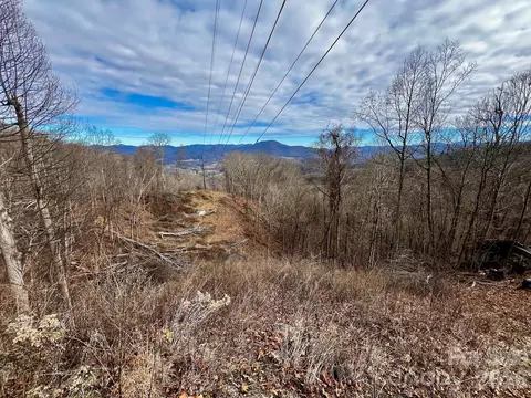 Salisbury Cove, Waynesville, NC 28785