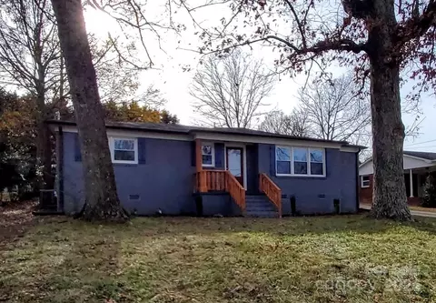 908 E Main St, Maiden, NC 28650